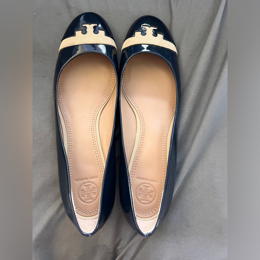 Tory Burch Patent Leather Gabrielle Navy Flats